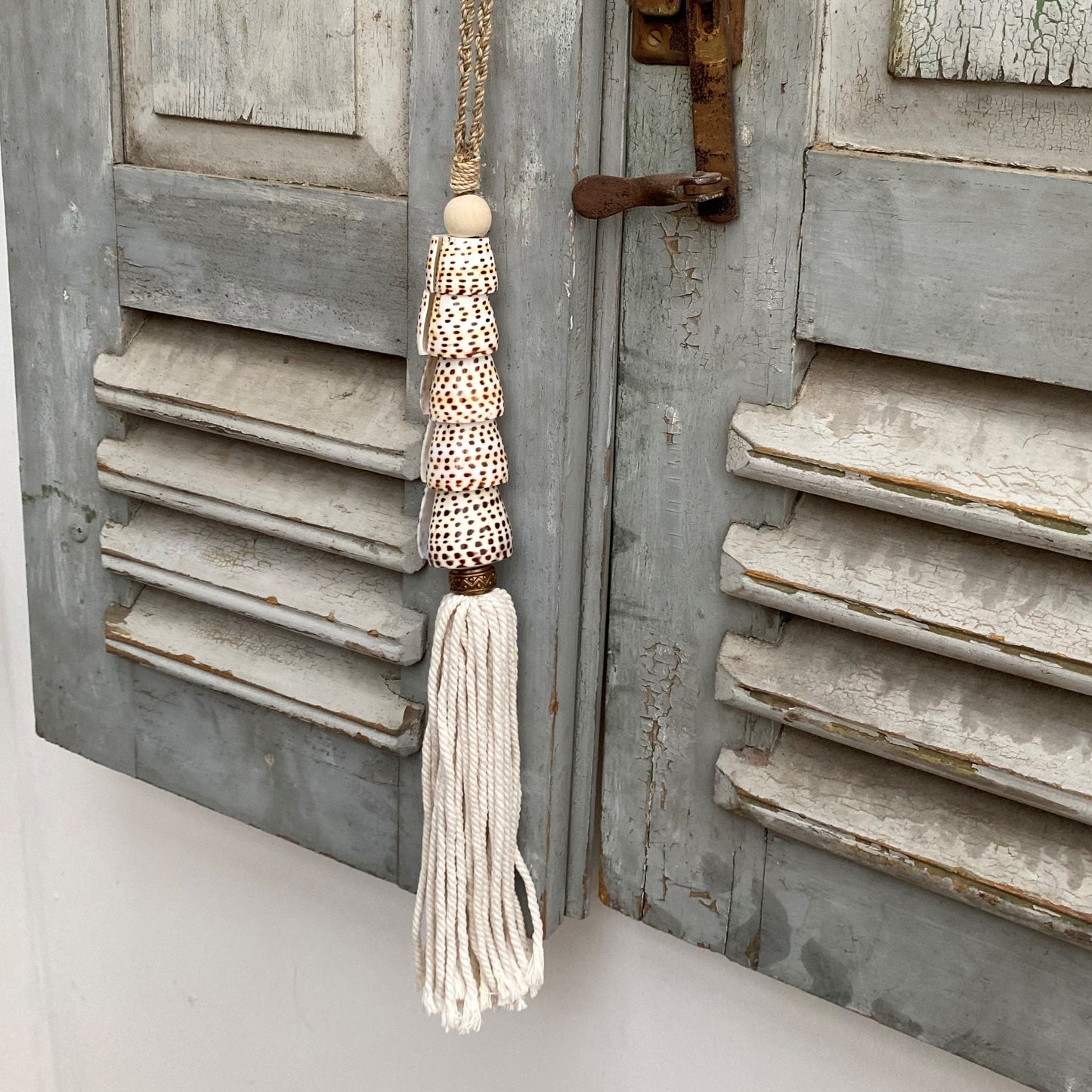 Decorative Natural Shell Garland Macramé Tassel - Cotton Curtain Tieback Wall Hanging 35cm Clara Shade Sails