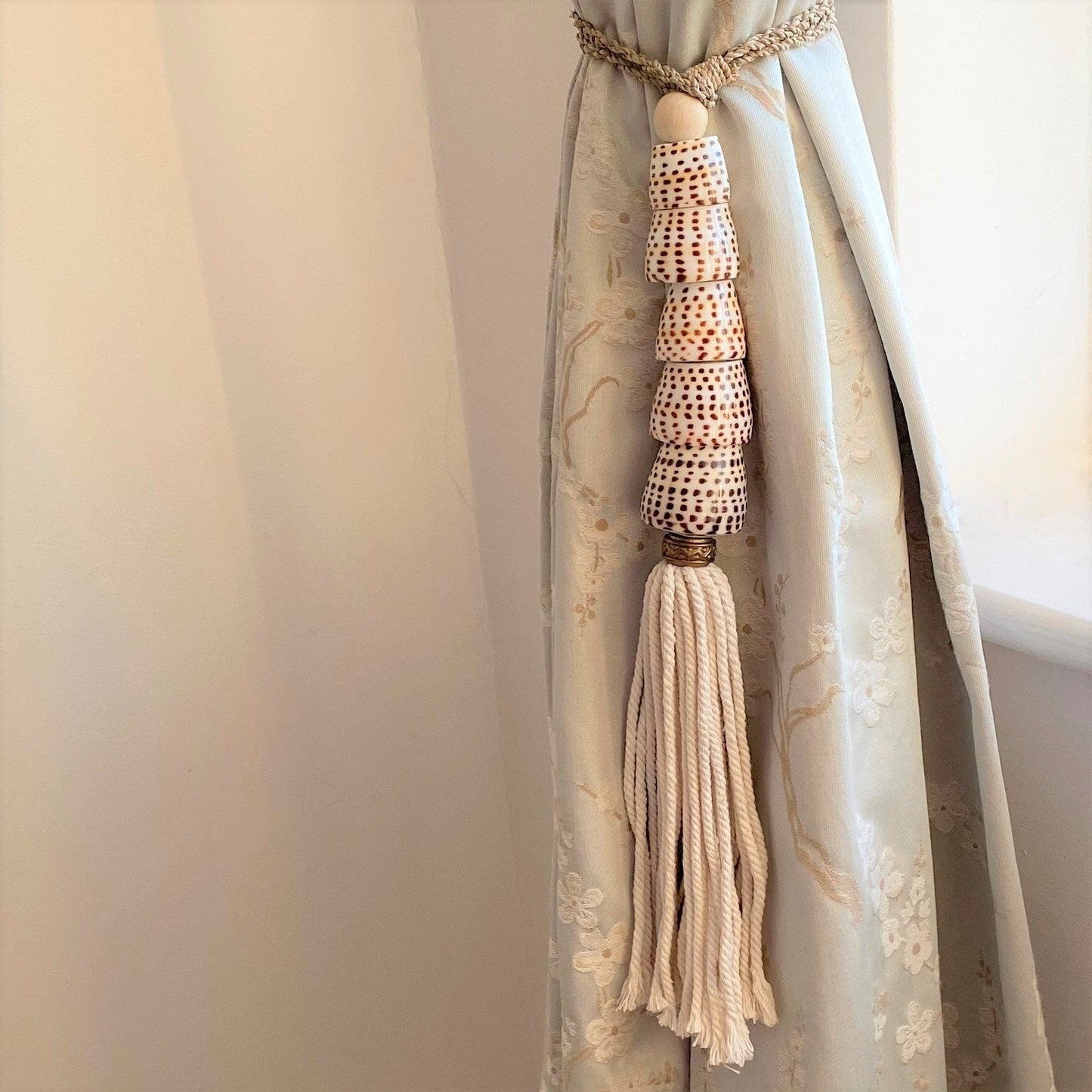 Decorative Natural Shell Garland Macramé Tassel - Cotton Curtain Tieback Wall Hanging 35cm Clara Shade Sails
